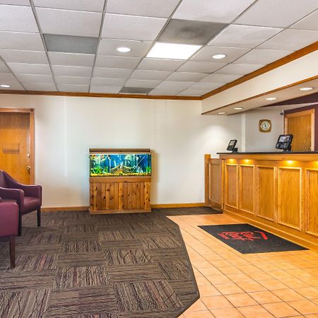 Red Roof Inn Ashtabula - Austinburg Exterior photo